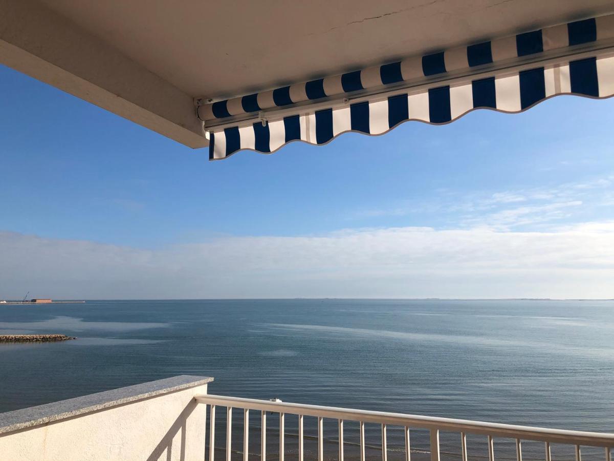 Apartamento En Primera Linea De Mar Sant Carlos de la Ràpita Extérieur photo