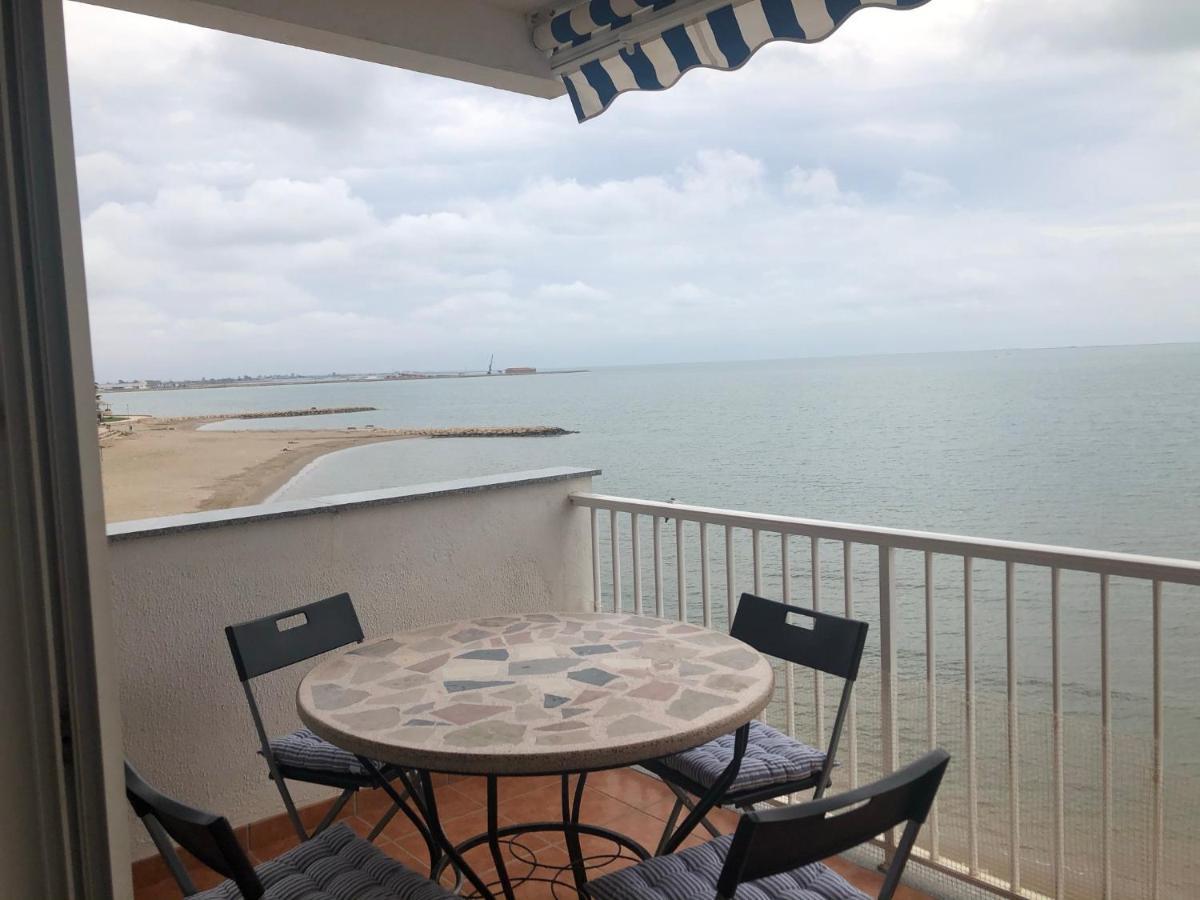 Apartamento En Primera Linea De Mar Sant Carlos de la Ràpita Extérieur photo